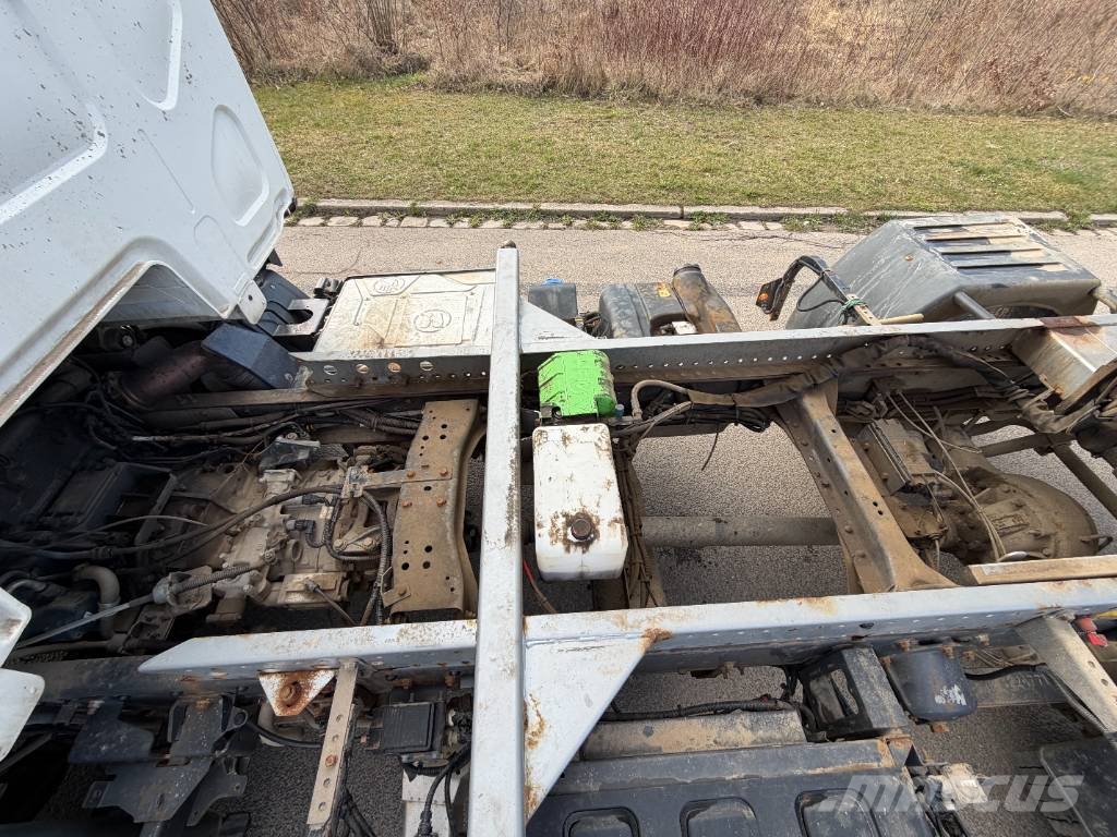 Renault MDA2C Dreiseitenkipper Semirremolques portacubetas