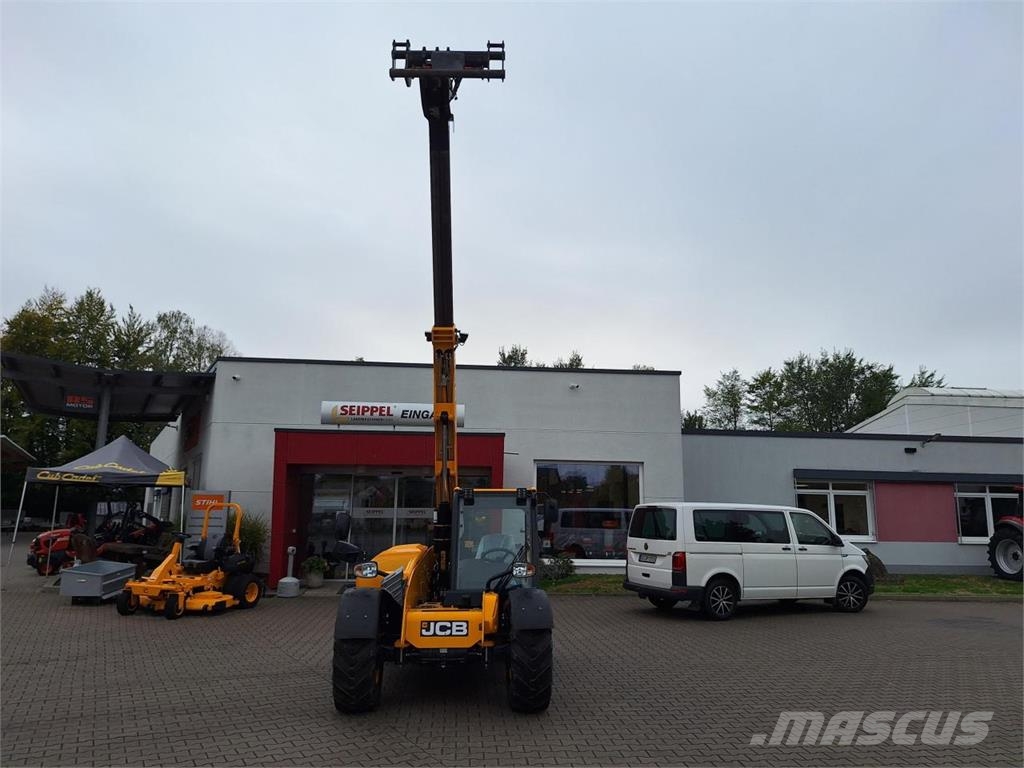 JCB 525-60 Agri Plus Teleskopske dvižne ploščadi