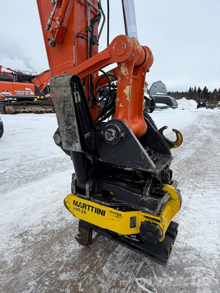 Hitachi ZX250LC-6 حفارات زحافة