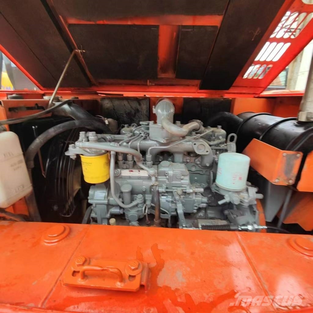 Hitachi ZX 60 Mini bageri <7t