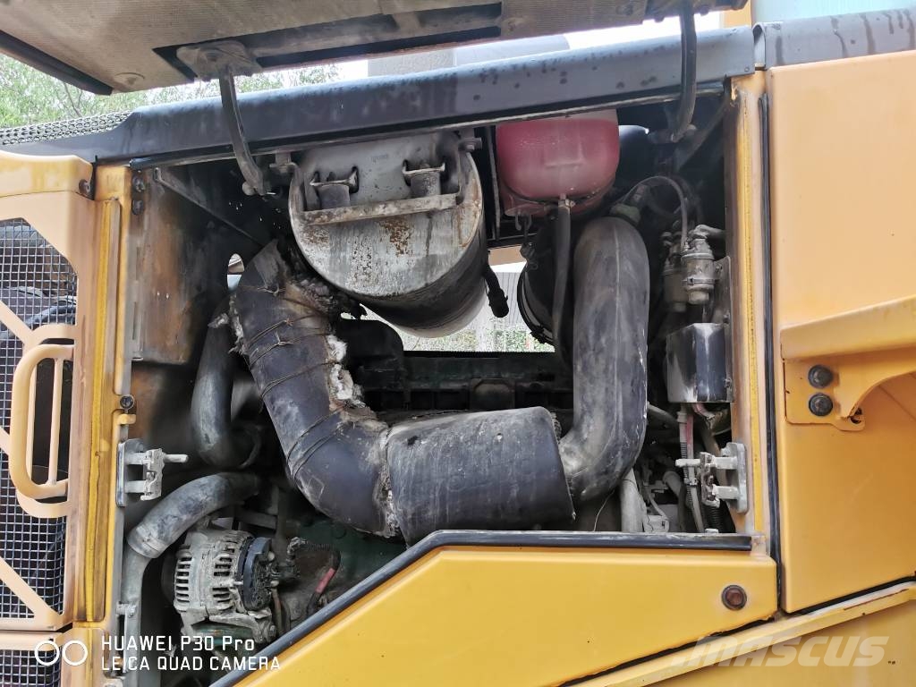 Volvo L 90 F Wielladers