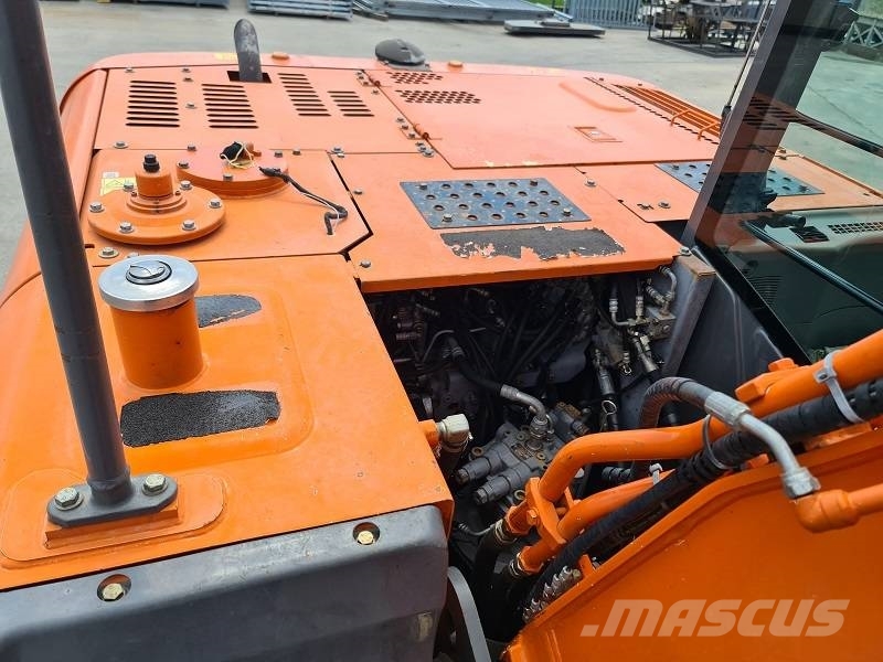 Hitachi ZX 180 LC-3 Bageri guseničari