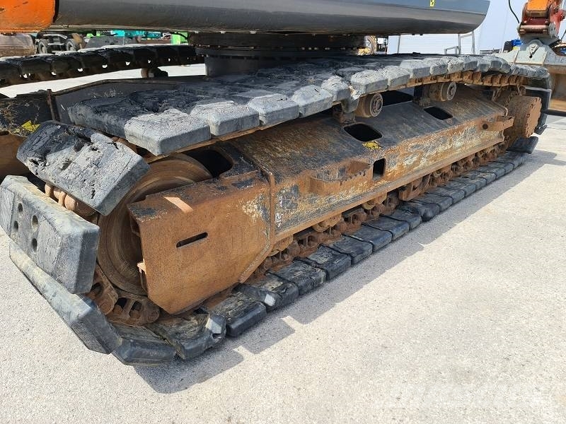 Hitachi ZX 180 LC-3 Bageri guseničari