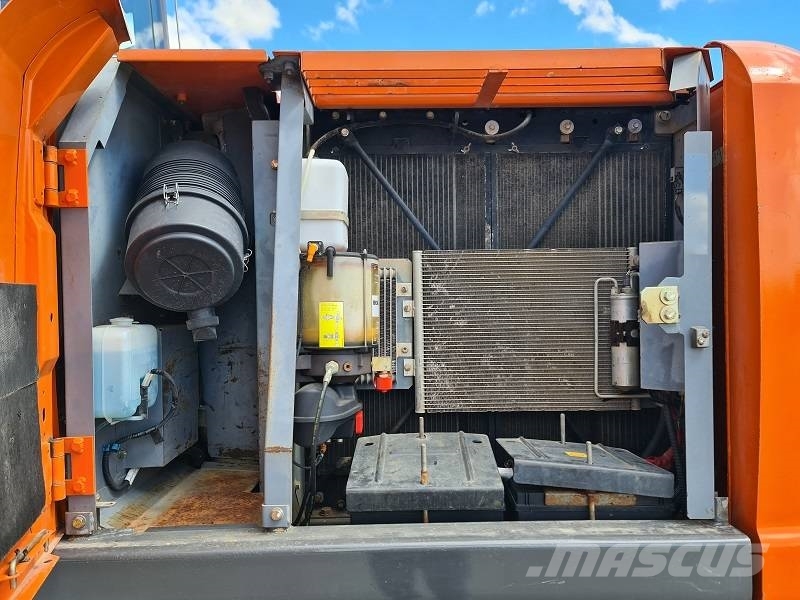 Hitachi ZX 180 LC-3 Bageri guseničari