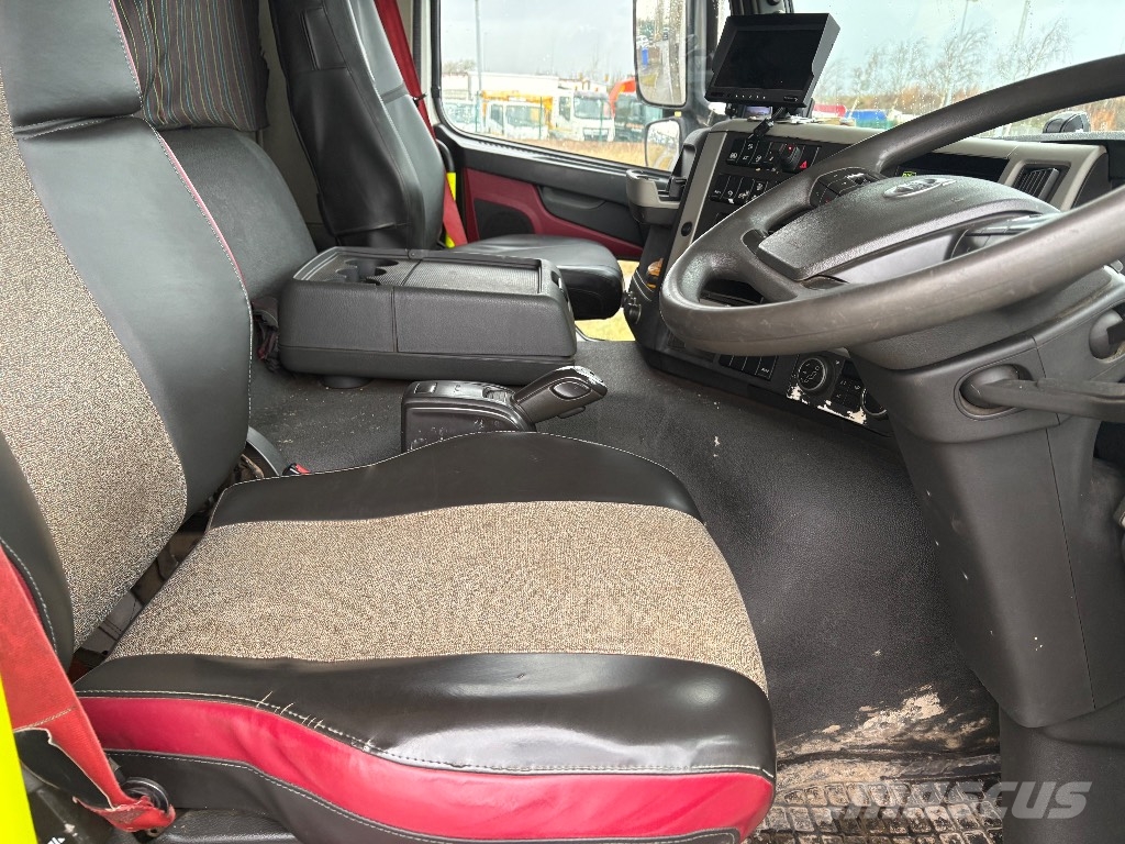 Volvo FM 380 Camiones portamaquinaria