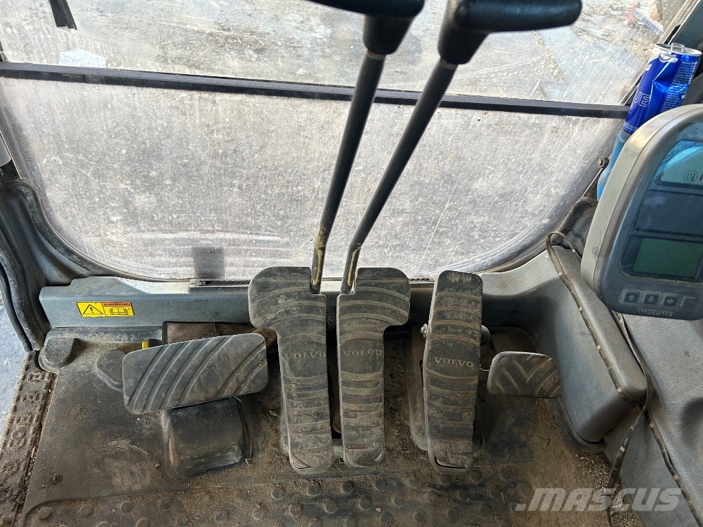 Volvo EC 210 B LC Bandgrävare