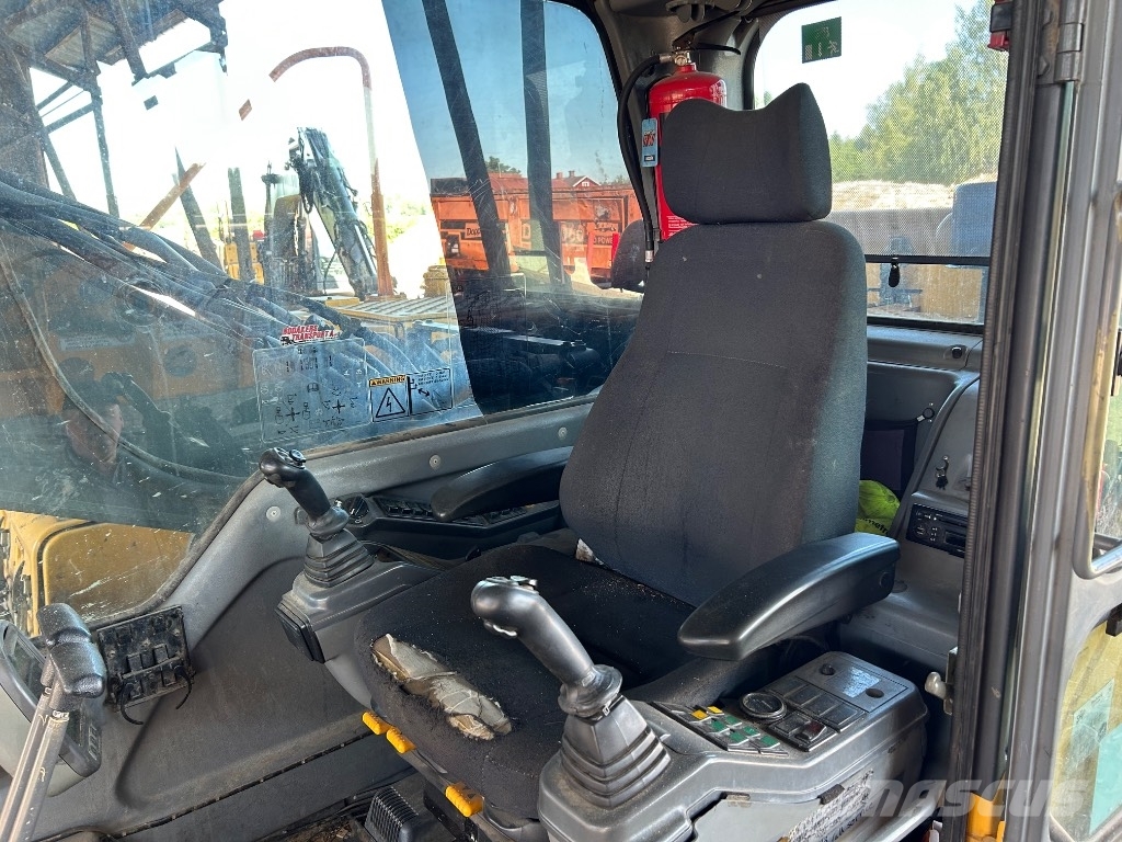 Volvo EC 210 B LC Bandgrävare