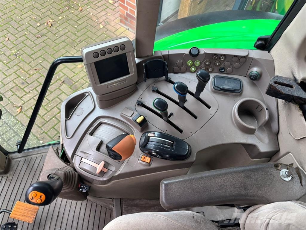 John Deere 6330 Premium Traktori