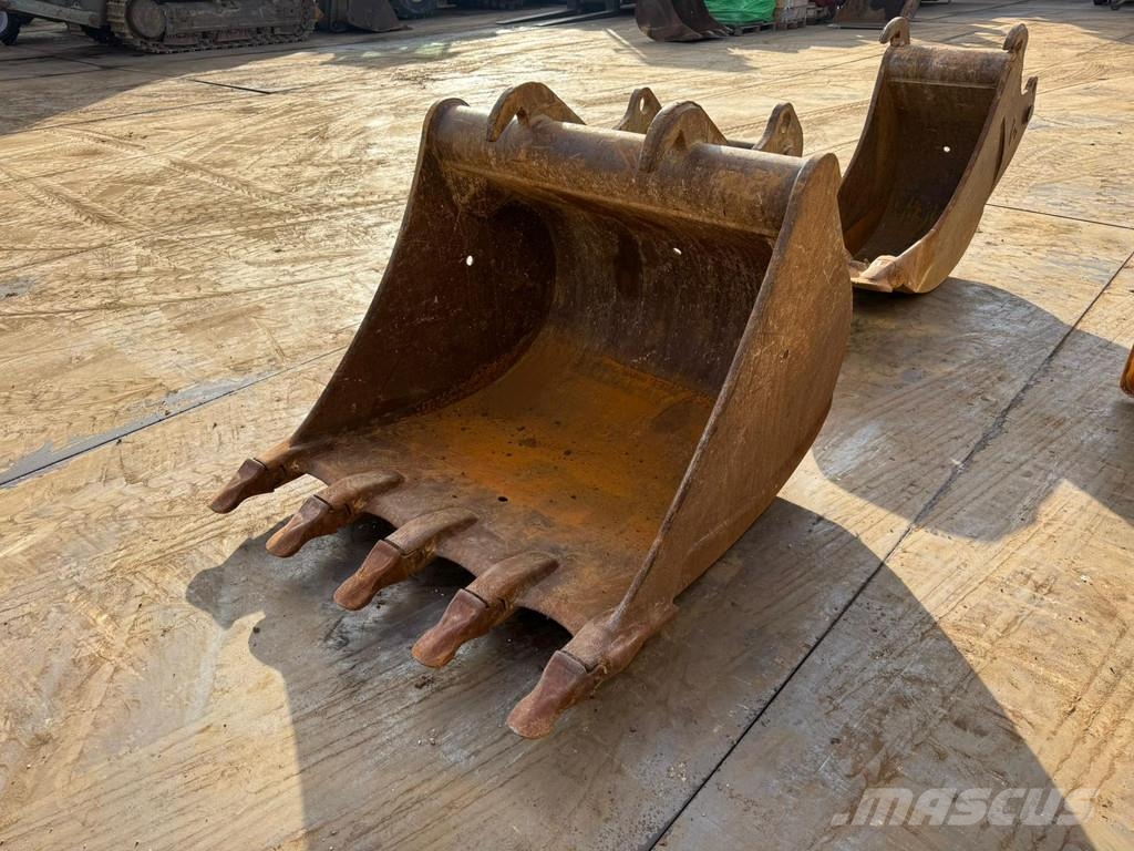 Liebherr R920LC Crawler excavators