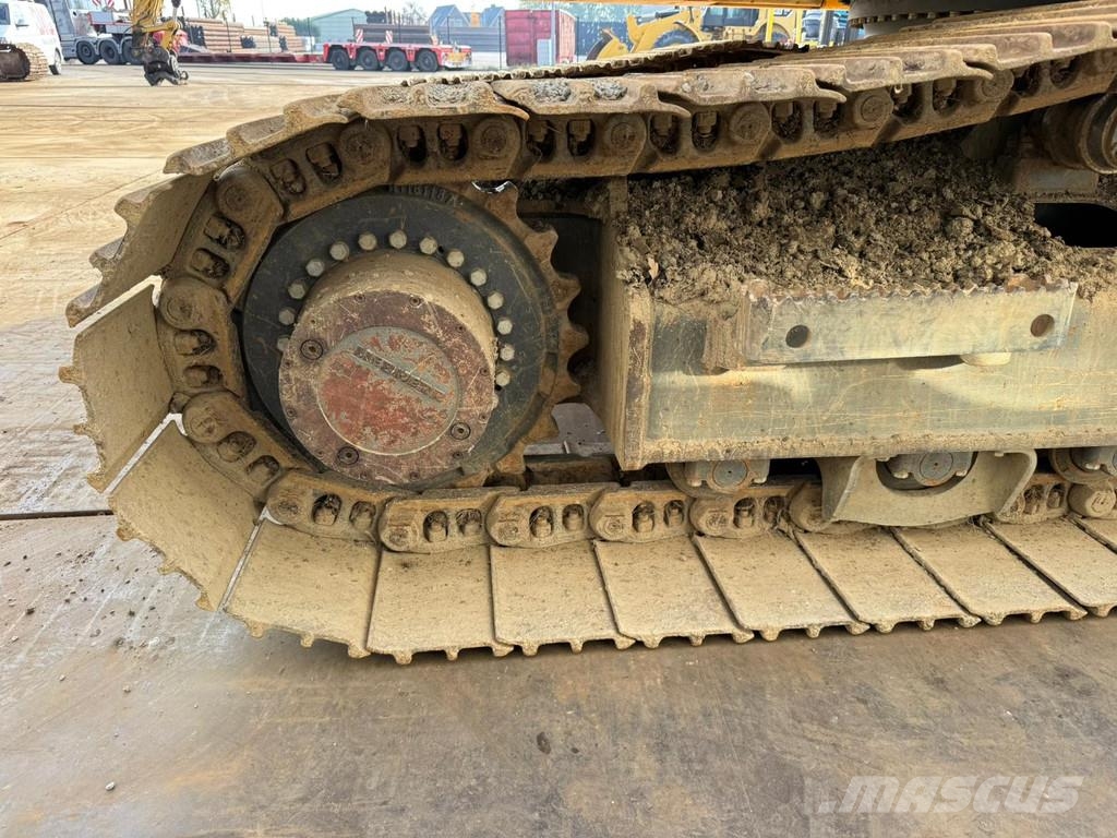 Liebherr R920LC Crawler excavators