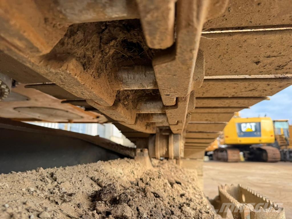 Liebherr R920LC Crawler excavators