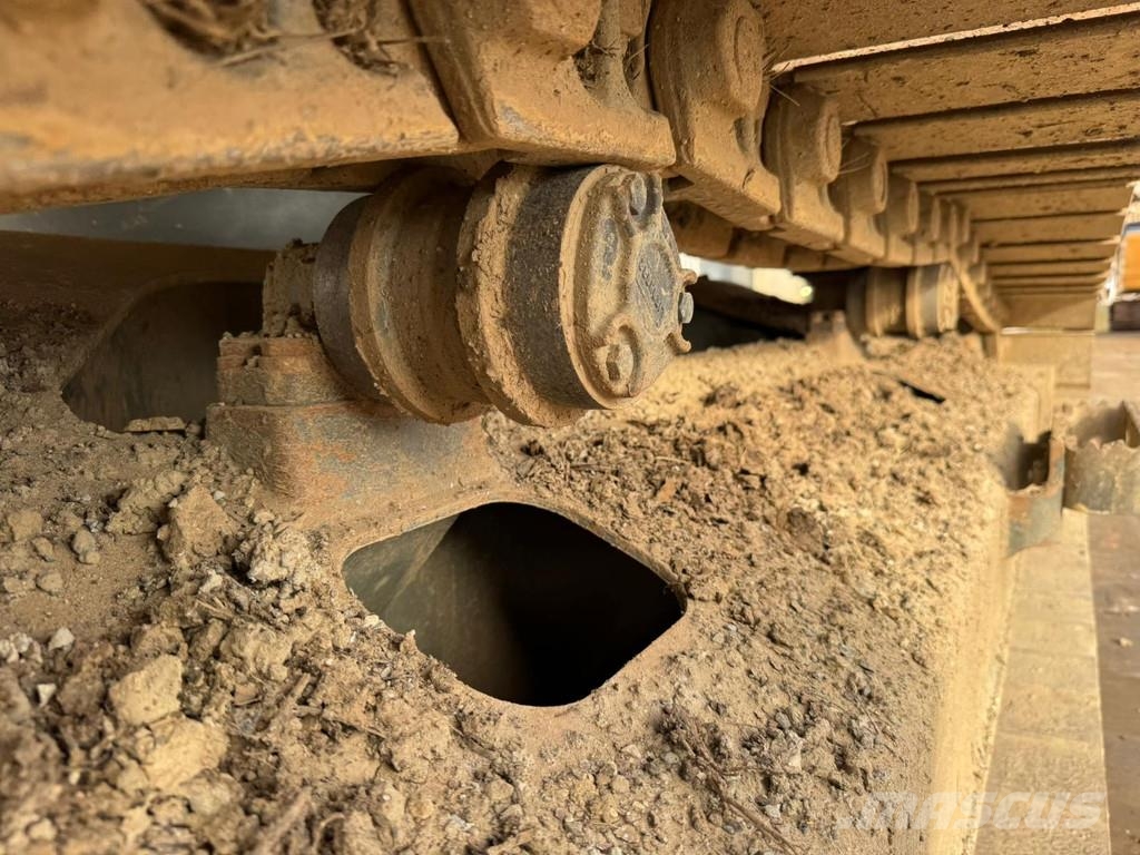 Liebherr R920LC Crawler excavators