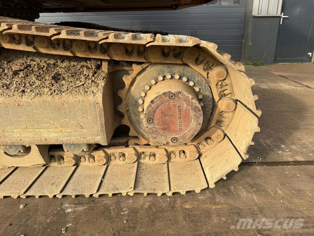 Liebherr R920LC Crawler excavators