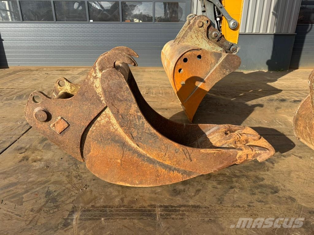Liebherr R920LC Crawler excavators