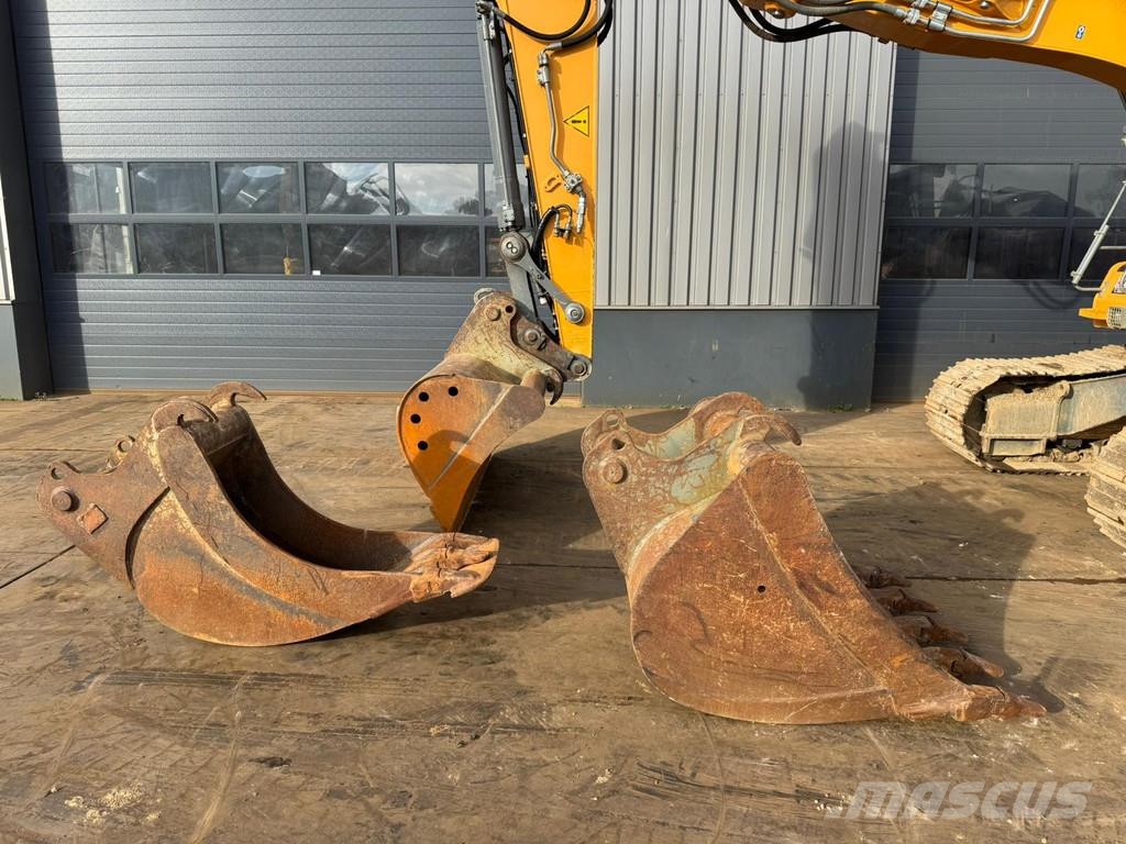 Liebherr R920LC Crawler excavators