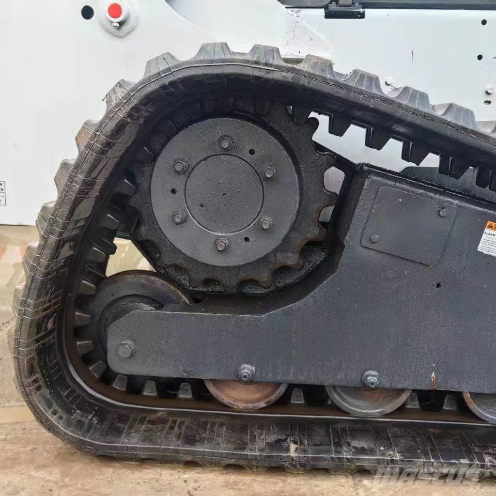 Bobcat T 450 Crawler loaders