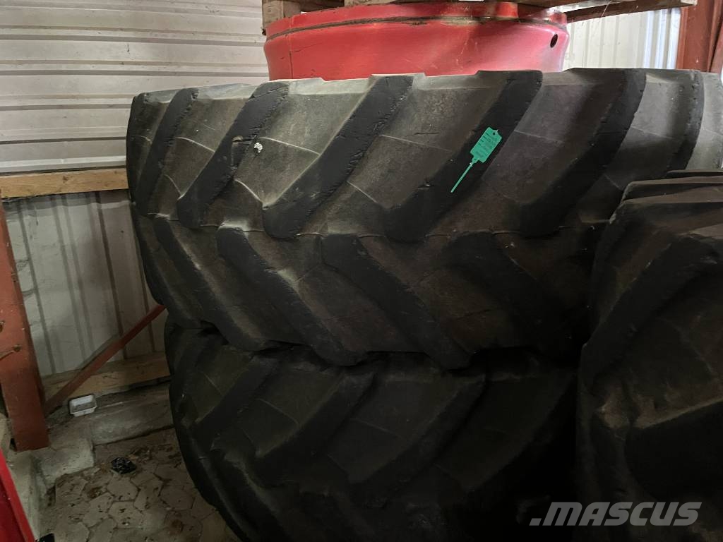 Trelleborg 710/75-42 & 600/70-34 Tyres, wheels and rims
