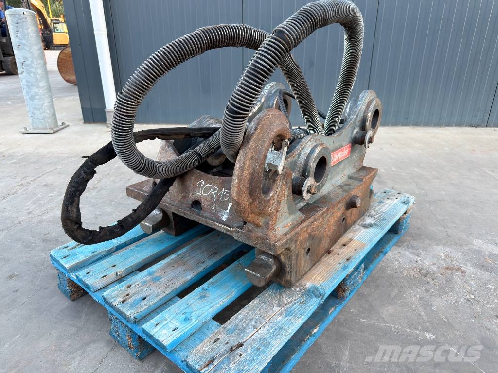 OilQuick OQ80 - M318D / M320F / M322D / 320D / 320E / 323D Quick connectors
