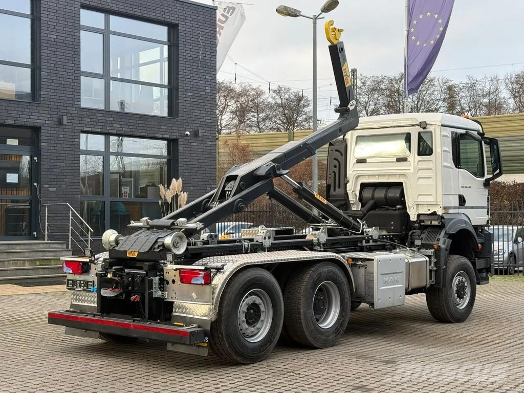 MAN TGS 28.440 MAN TGS 28.440 6x4-4 Lenke Achse Hyva 2 Hook lift trucks