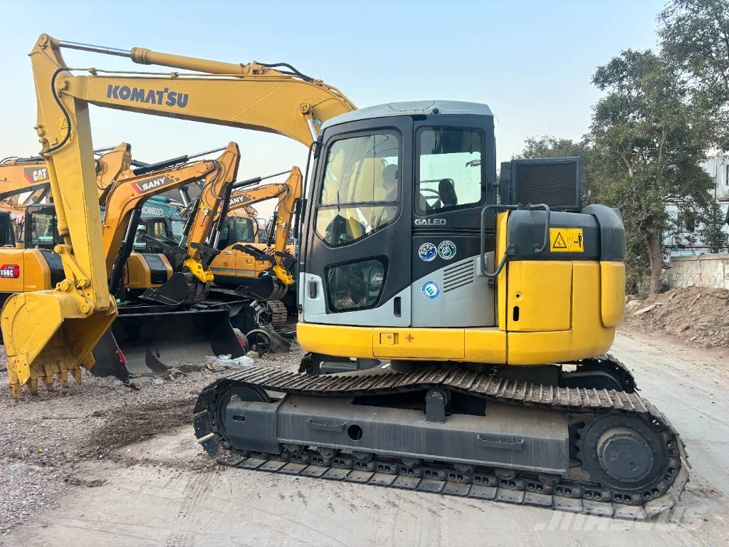 Komatsu PC 138 US حفارات وسط 7 طن - 12 طن