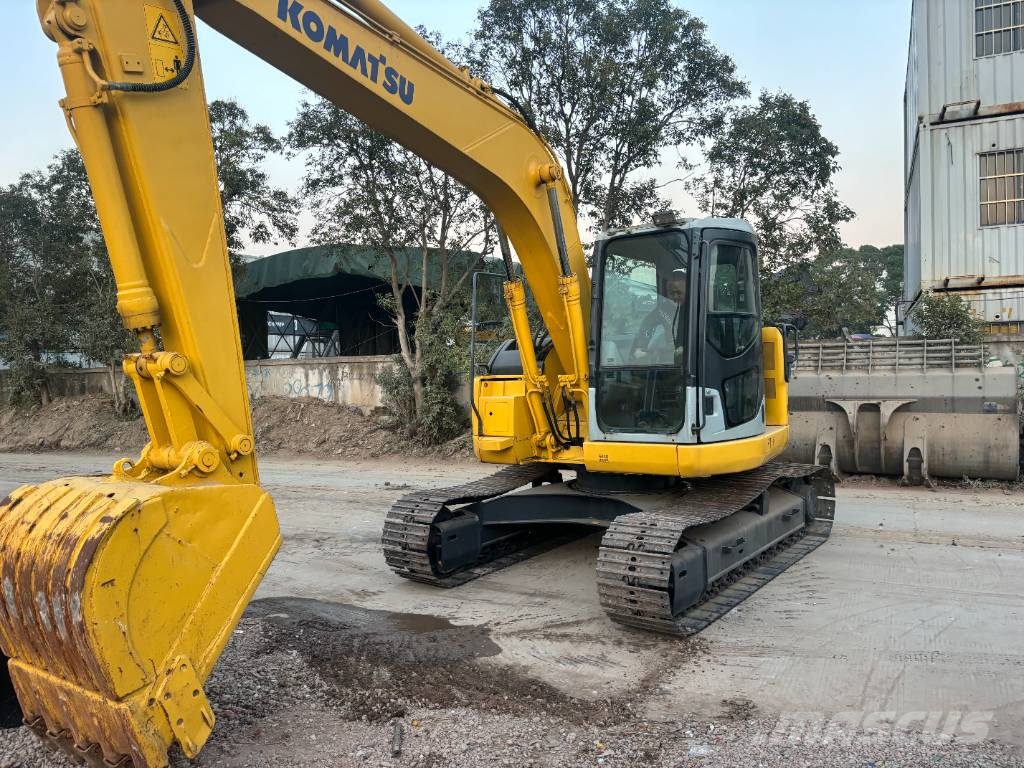 Komatsu PC 138 US حفارات وسط 7 طن - 12 طن