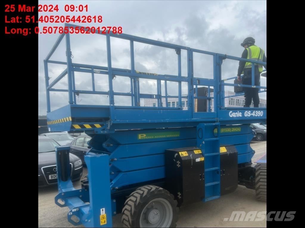 Genie GS 4390 Žirkliniai keltuvai
