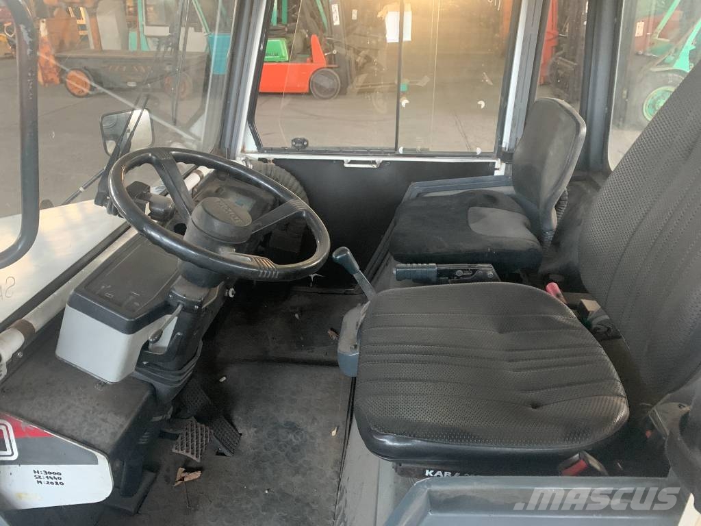 Toyota 2TG20 /02/ V-3493 EO Flughafenausrüstung