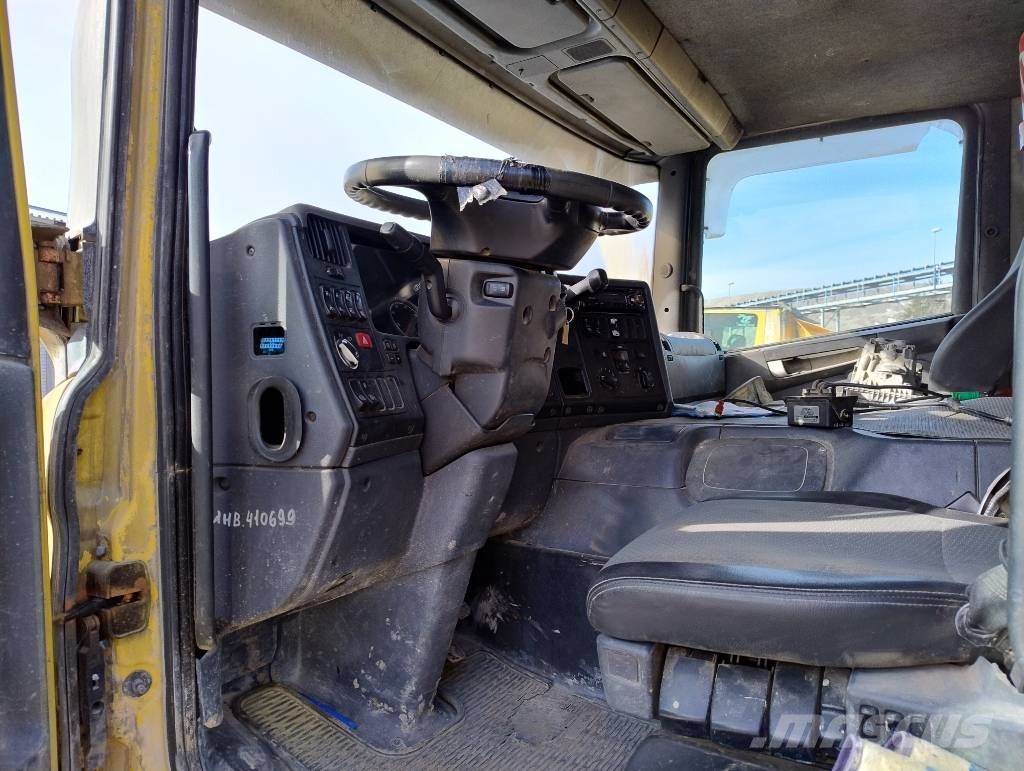 Scania P 250 Camiones bañeras basculantes o volquetes