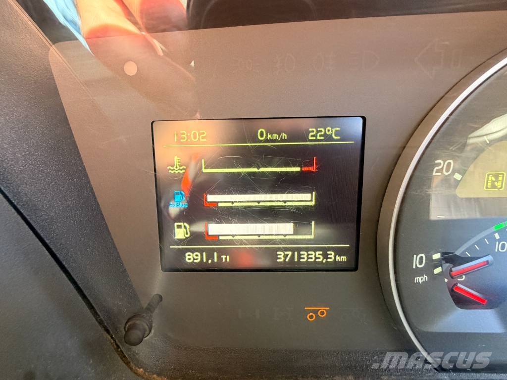 Volvo FM 380 شاحنات مسطحة / أوناش