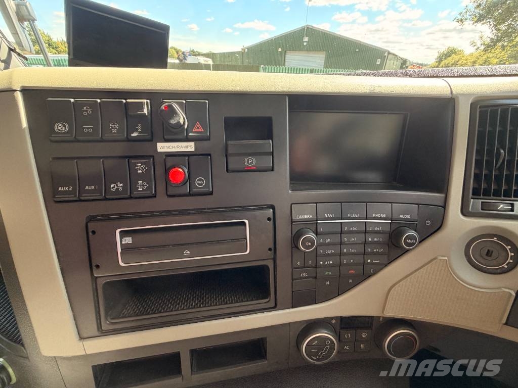 Volvo FM 380 شاحنات مسطحة / أوناش