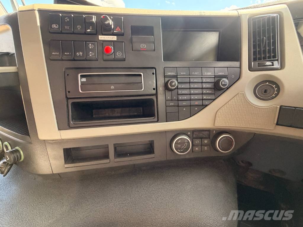 Volvo FM 380 شاحنات مسطحة / أوناش