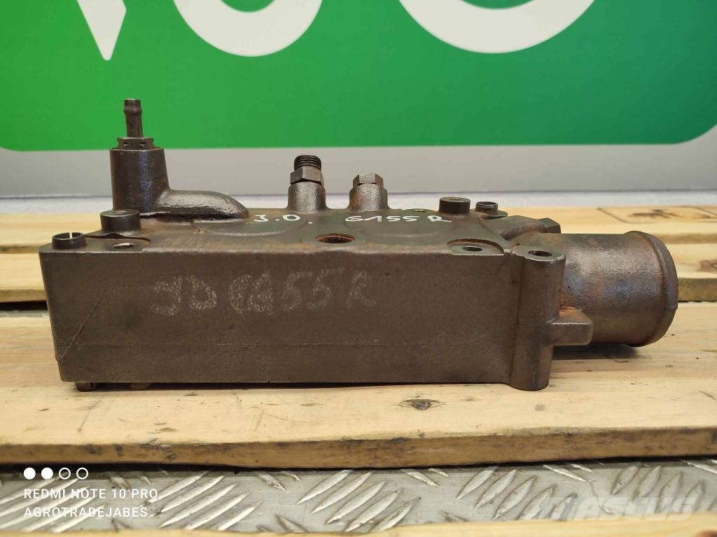 John Deere 6155R (RE563647) thermostat cover Motorok