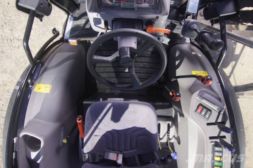 TRAKTOR LOVOL 50HK 4WD Τρακτέρ