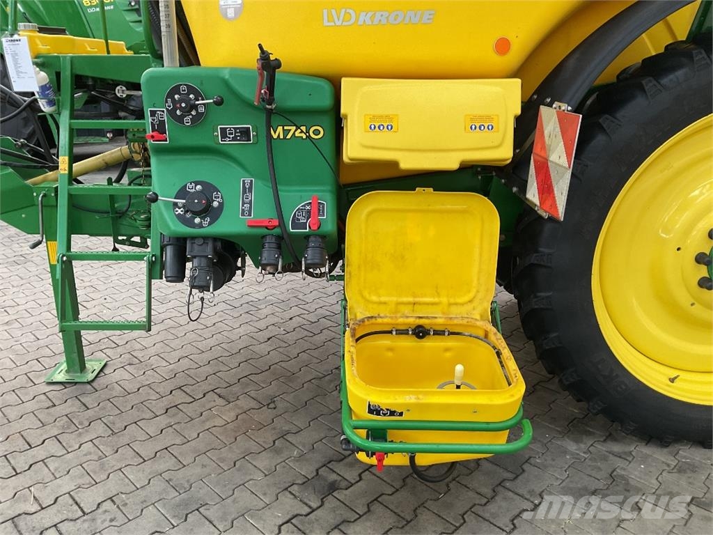 John Deere M740 Anhängespritzen