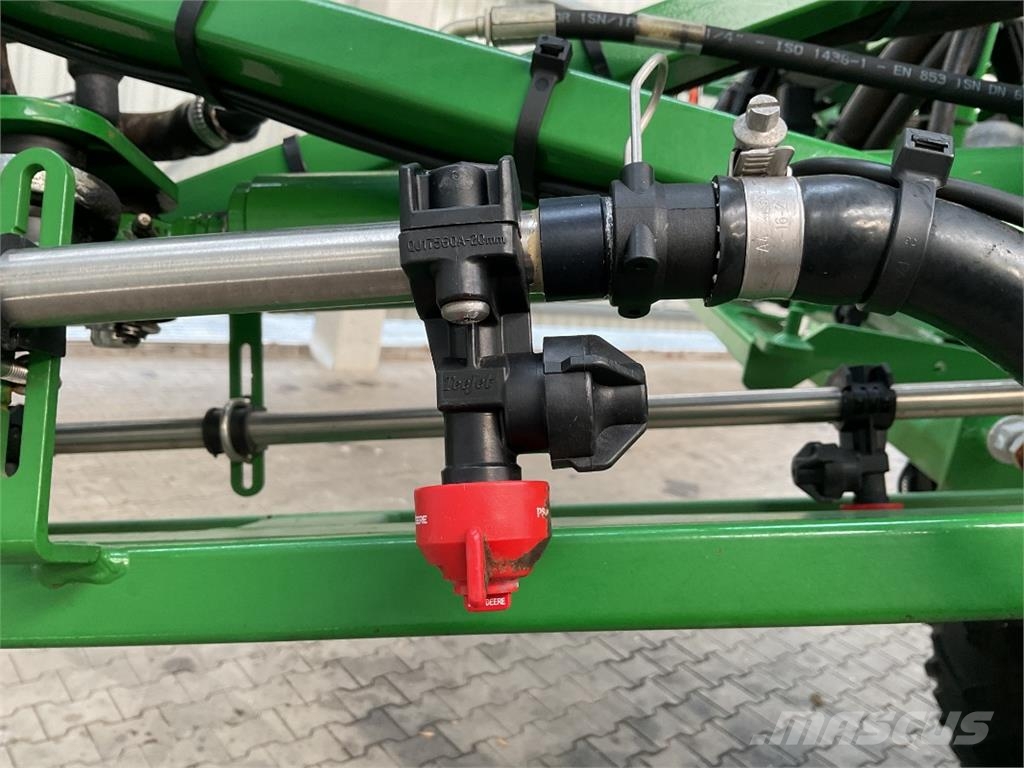 John Deere M740 Anhängespritzen