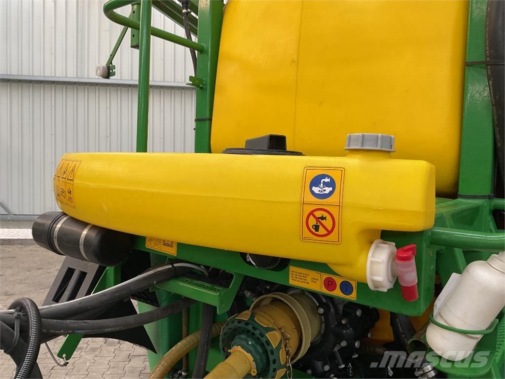 John Deere M740 Anhängespritzen