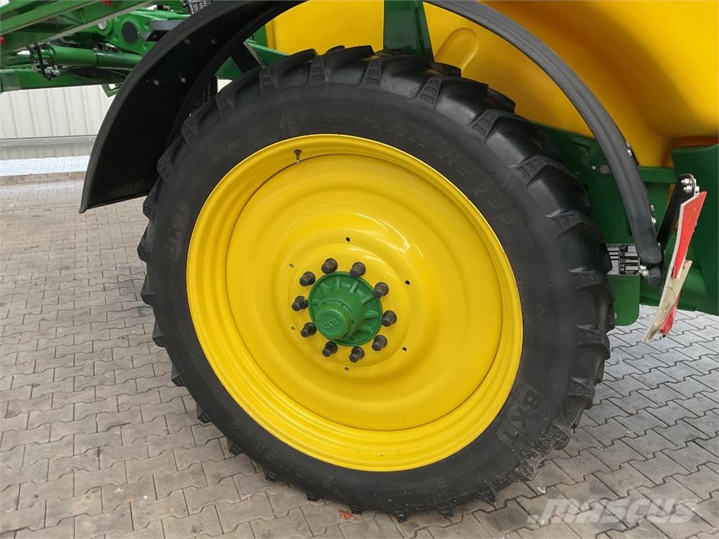 John Deere M740 Anhängespritzen