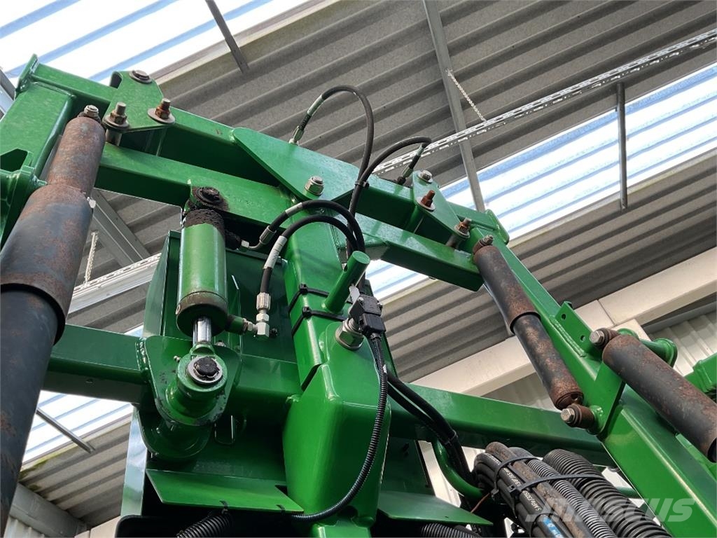 John Deere M740 Anhängespritzen