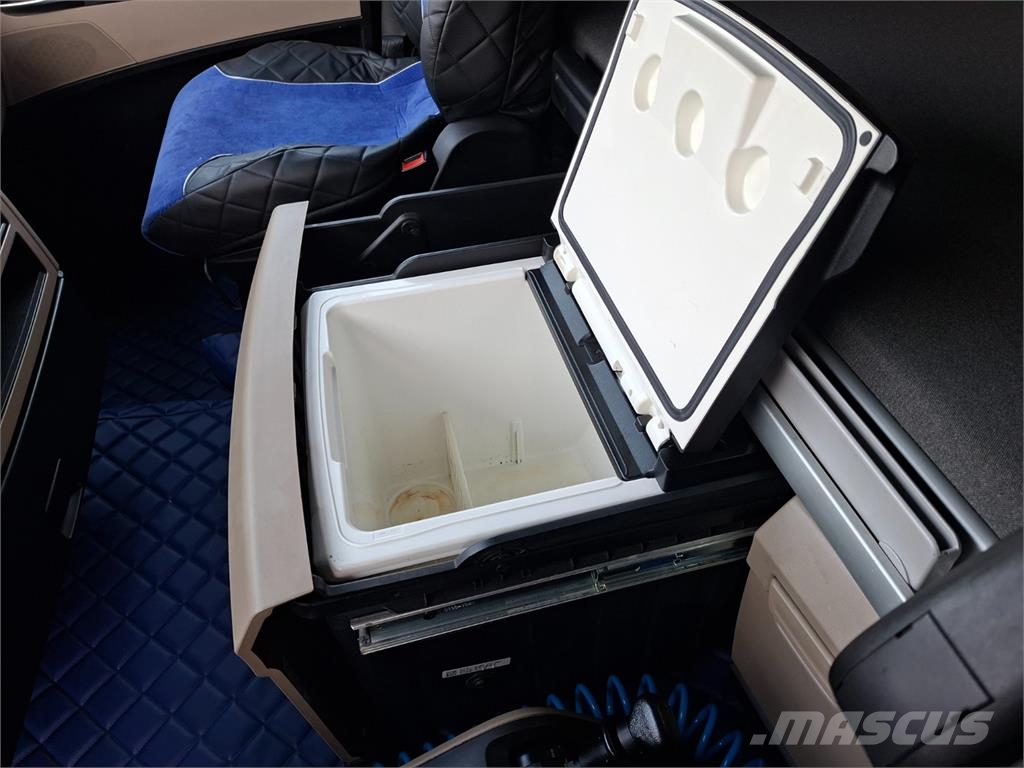 MAN TGX شاحنات قلابة