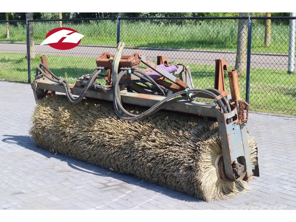 Merlo HYDRAULC SWEEPER | BRUSH | VEEGBORSTEL | BURSTEL Kehrmaschine