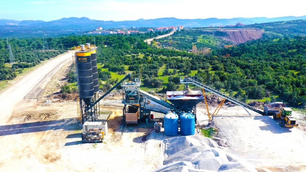 Fabo CENTRALE À BÉTON MOBILE TURBOMIX-120 Betonin valmistusasemat