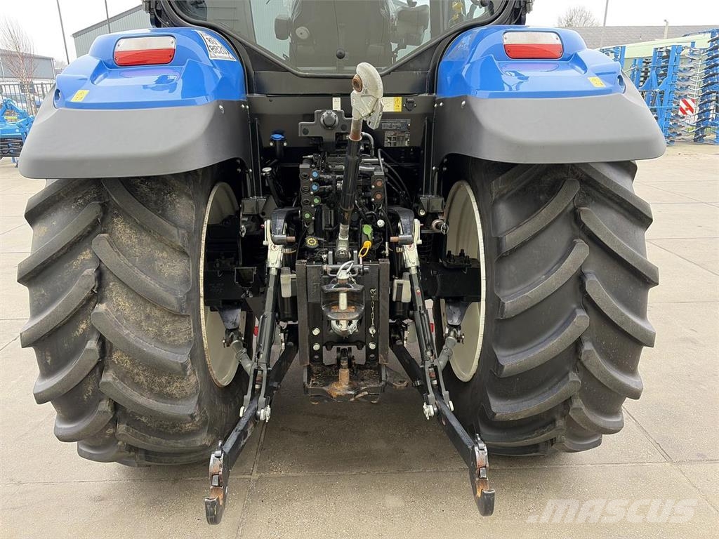 New Holland T6.155 EC Traktory
