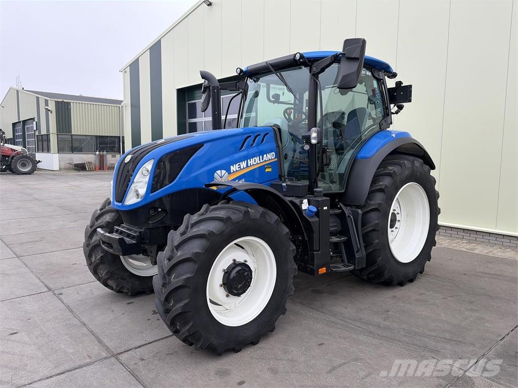 New Holland T6.155 EC Traktory