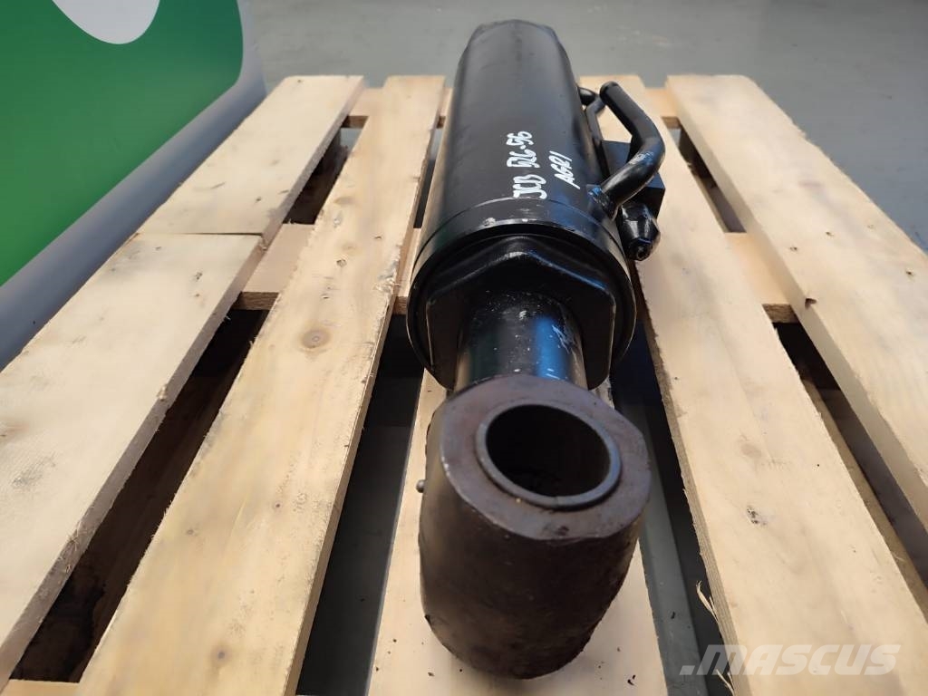 JCB 526-56 AGRI bucket tilt cylinder Hidraulikos įrenginiai