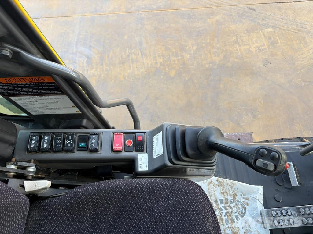 Hitachi ZX140-W3 | German machine Bageri točkaši