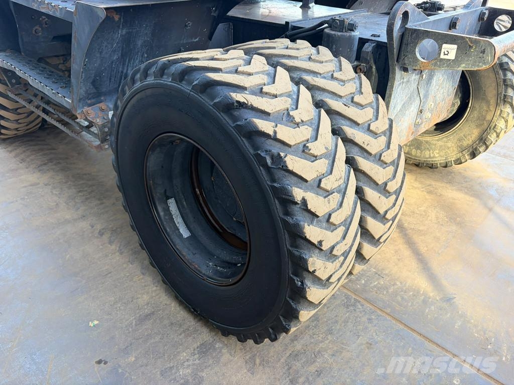 Hitachi ZX140-W3 | German machine Bageri točkaši