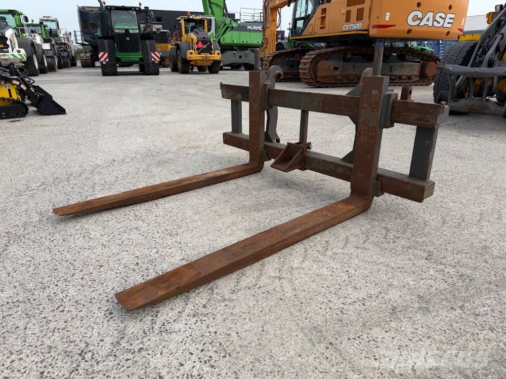  MSH Palletvorken / Pallet forks 225cm x 175cm Volv Forquilhas