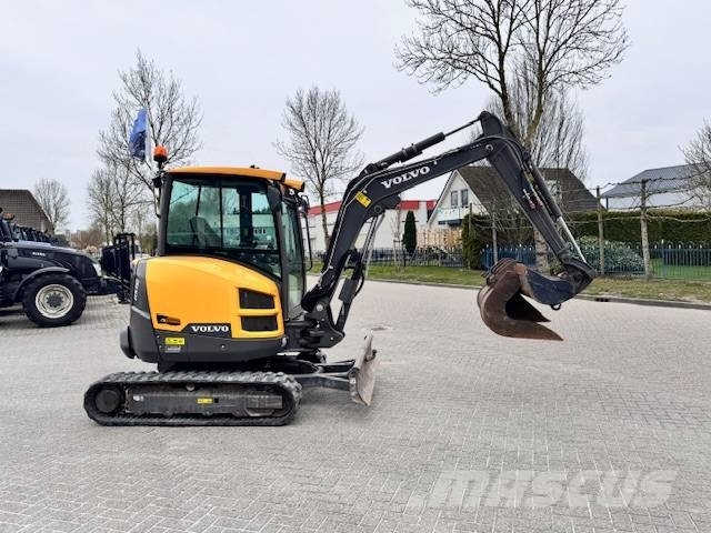Volvo ECR35D, minikraan, 3.5 ton 小型挖掘机