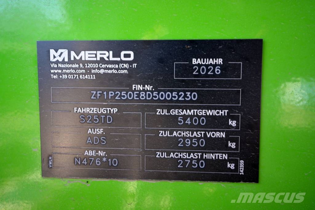 Merlo P 27.6 Plus テレスコーピックハンドラー