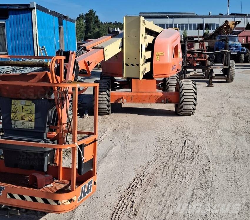 JLG 520 AJ Strēles pacēlāji